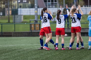 Bild 18 - F Hamburger SV 2 - SpVg Aurich : Ergebnis: 1:1